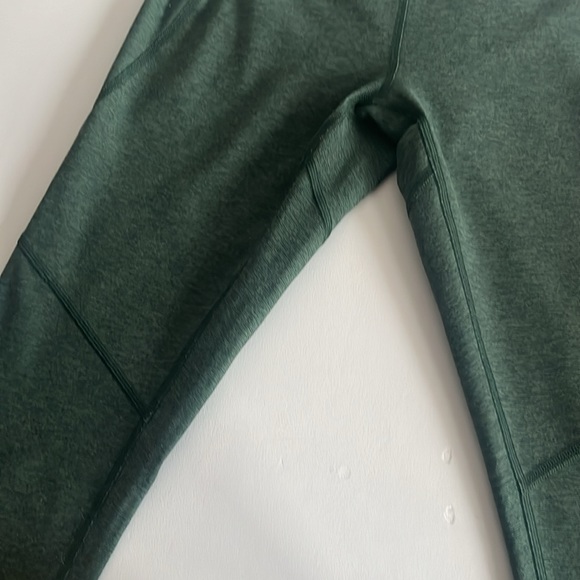 OV Leggings - Picture 3 of 3